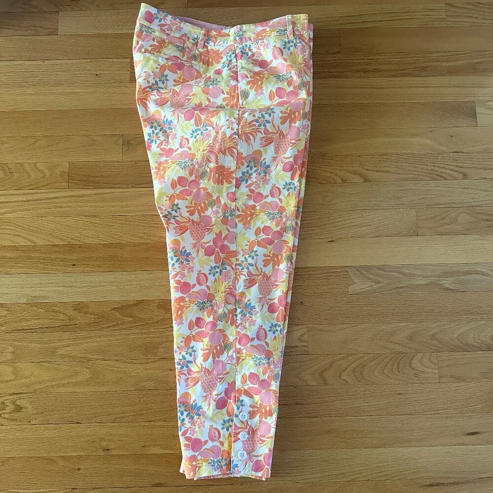 Talbot's Perfect Crop Pants Fruit & Flowers Size 12 - Picture 3 of 16
